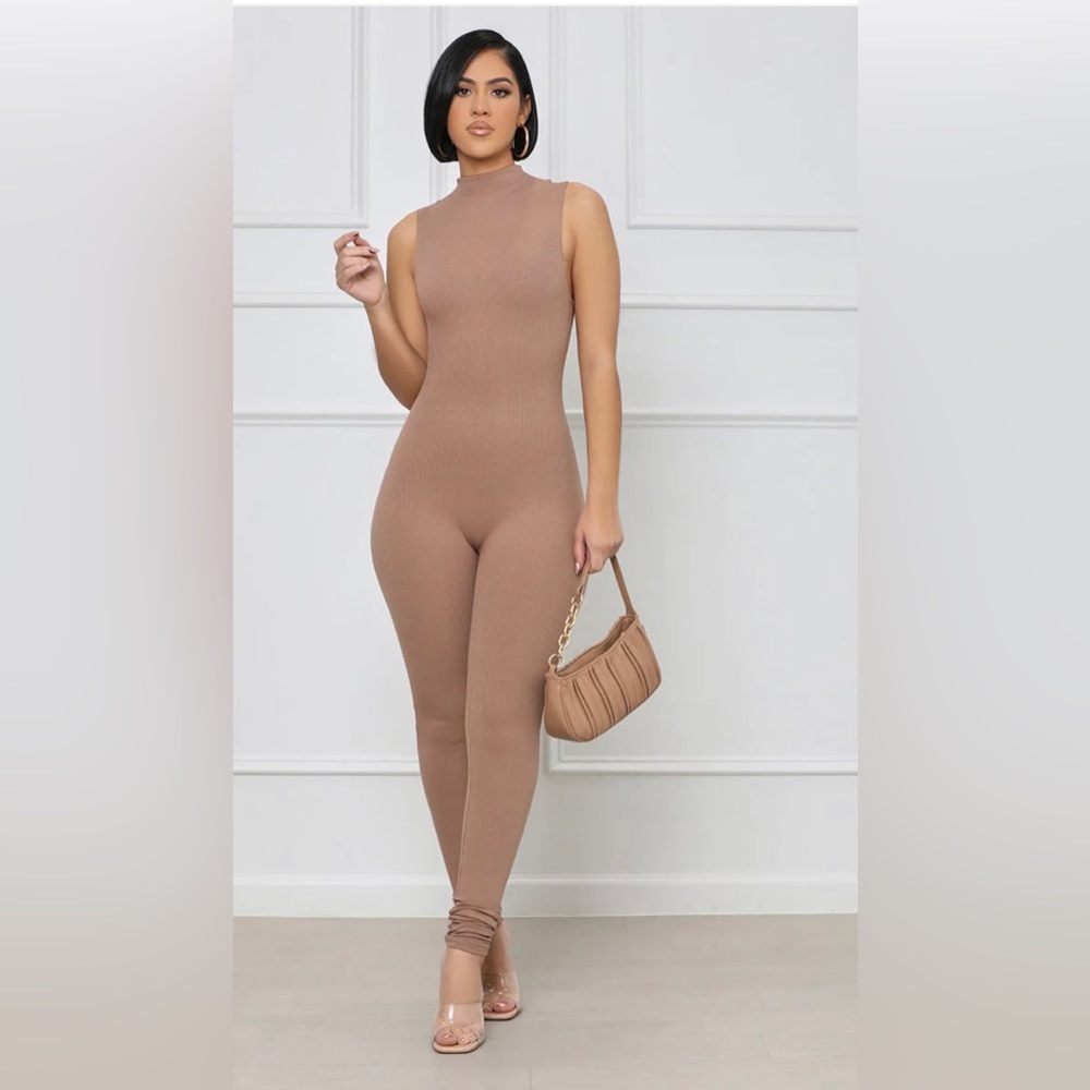 Super hot jumpsuit. Mocha. Zipper back. Holds you in, no see through material.